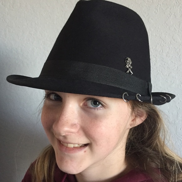 Accessories - Unisex Concept One Black Punk-styled Fedora- M/L